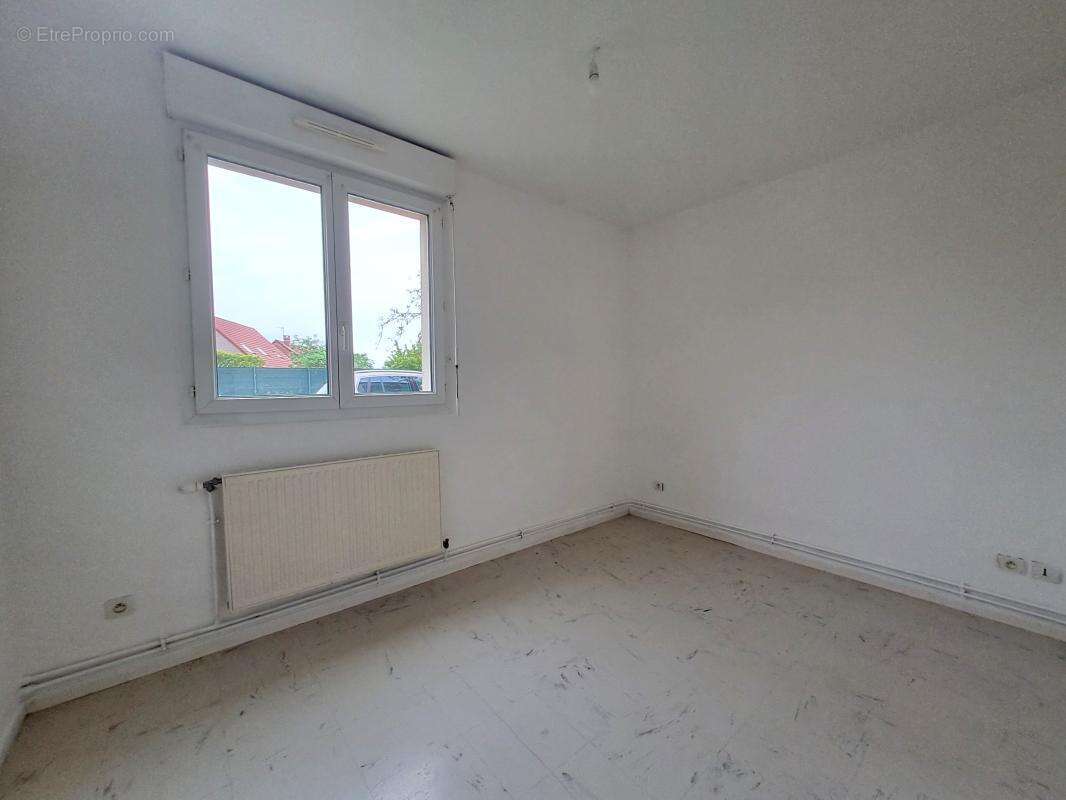 Appartement à NOYELLES-GODAULT