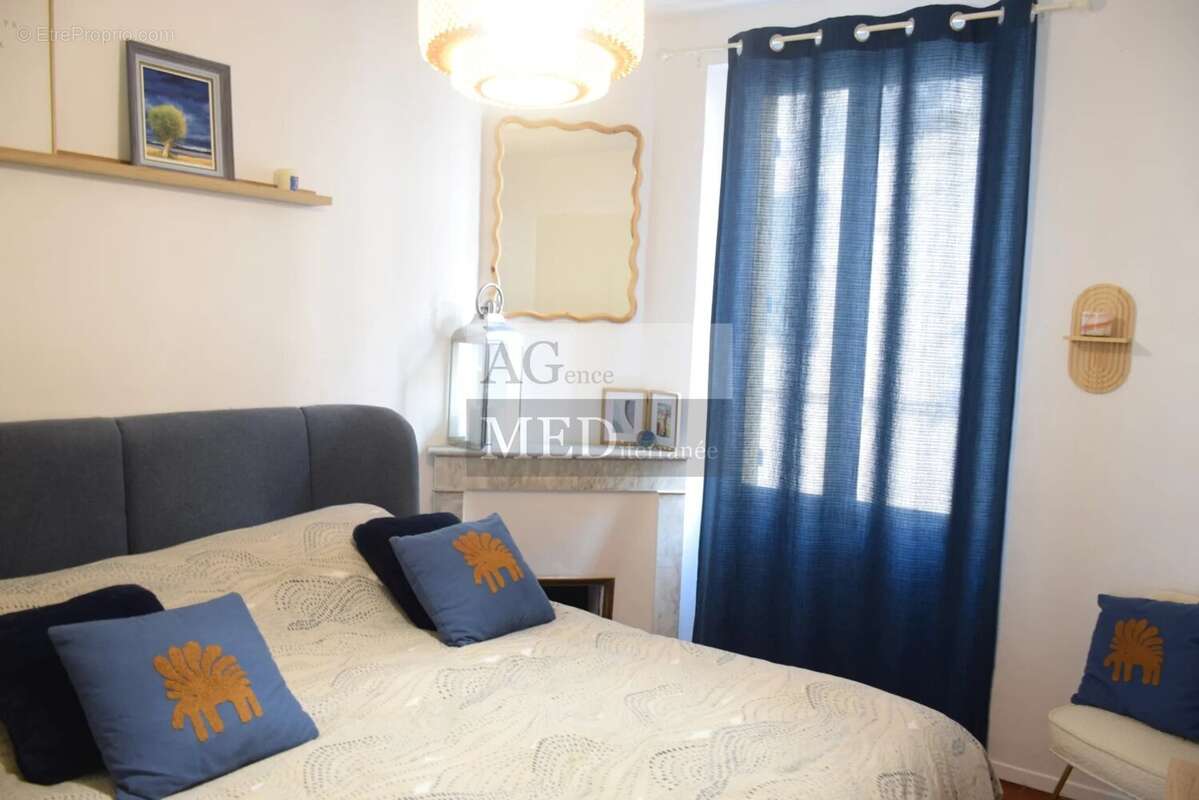 Maison à MANDELIEU-LA-NAPOULE