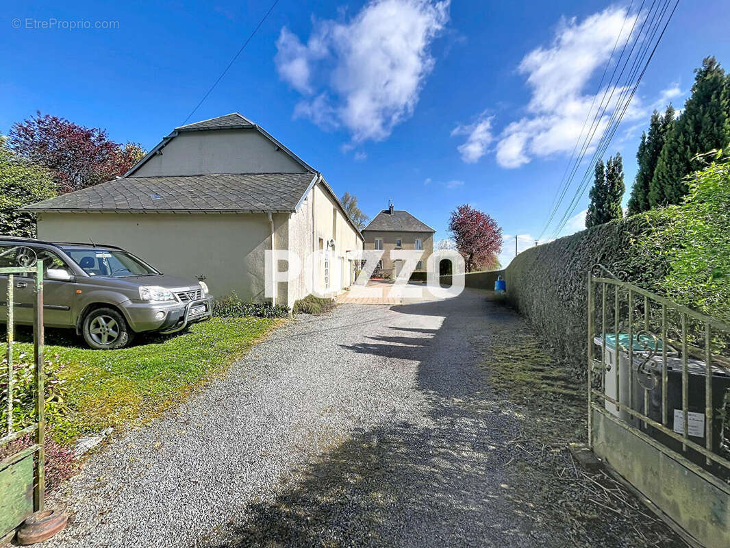 Maison à CAHAGNES