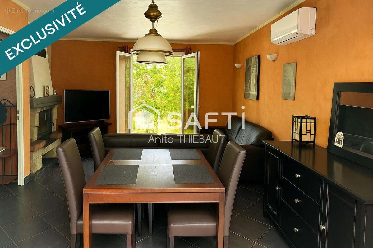 Photo 2 - Maison à FREJUS