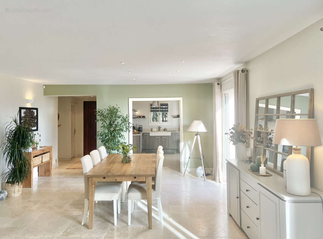 Maison à SPERACEDES