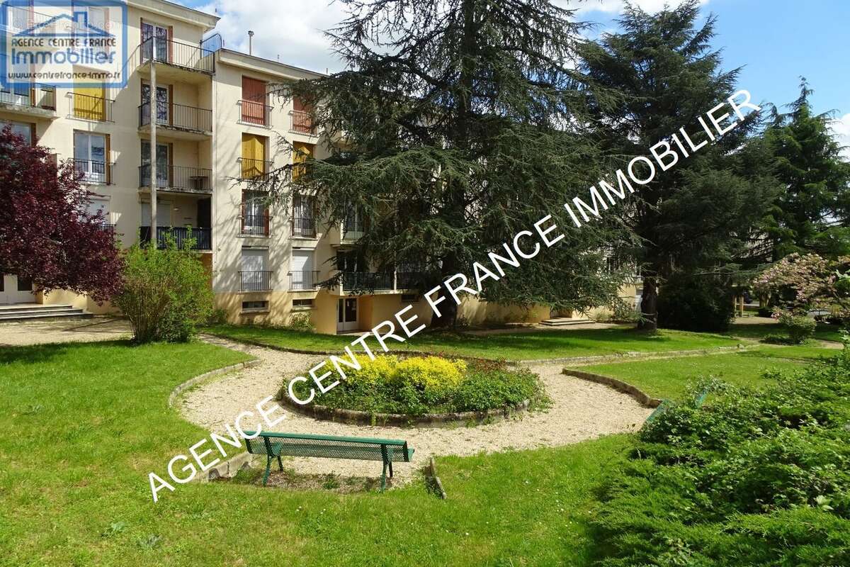 Appartement de 4 pièces en dernier étage avec balcon et parking - photo 10