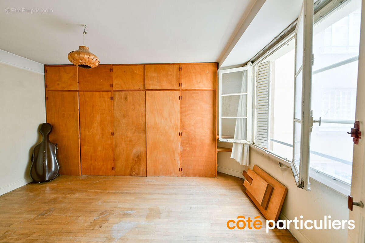 Appartement à ISSY-LES-MOULINEAUX