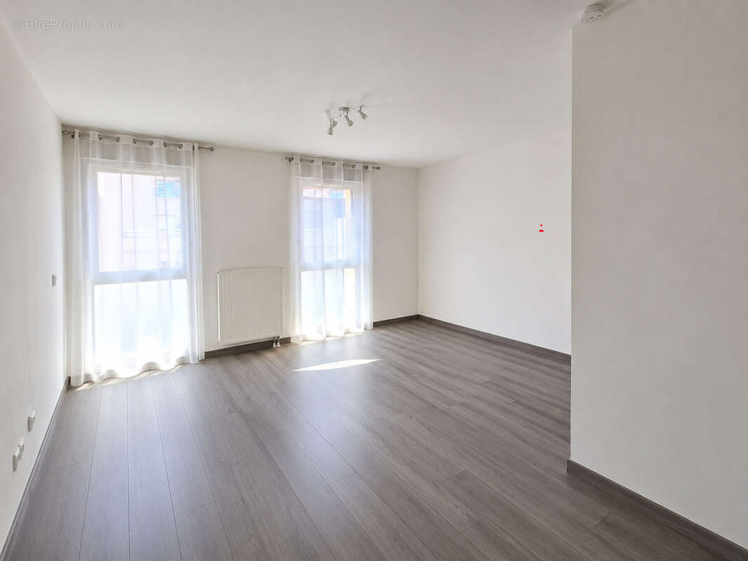 Appartement à AULNAY-SOUS-BOIS