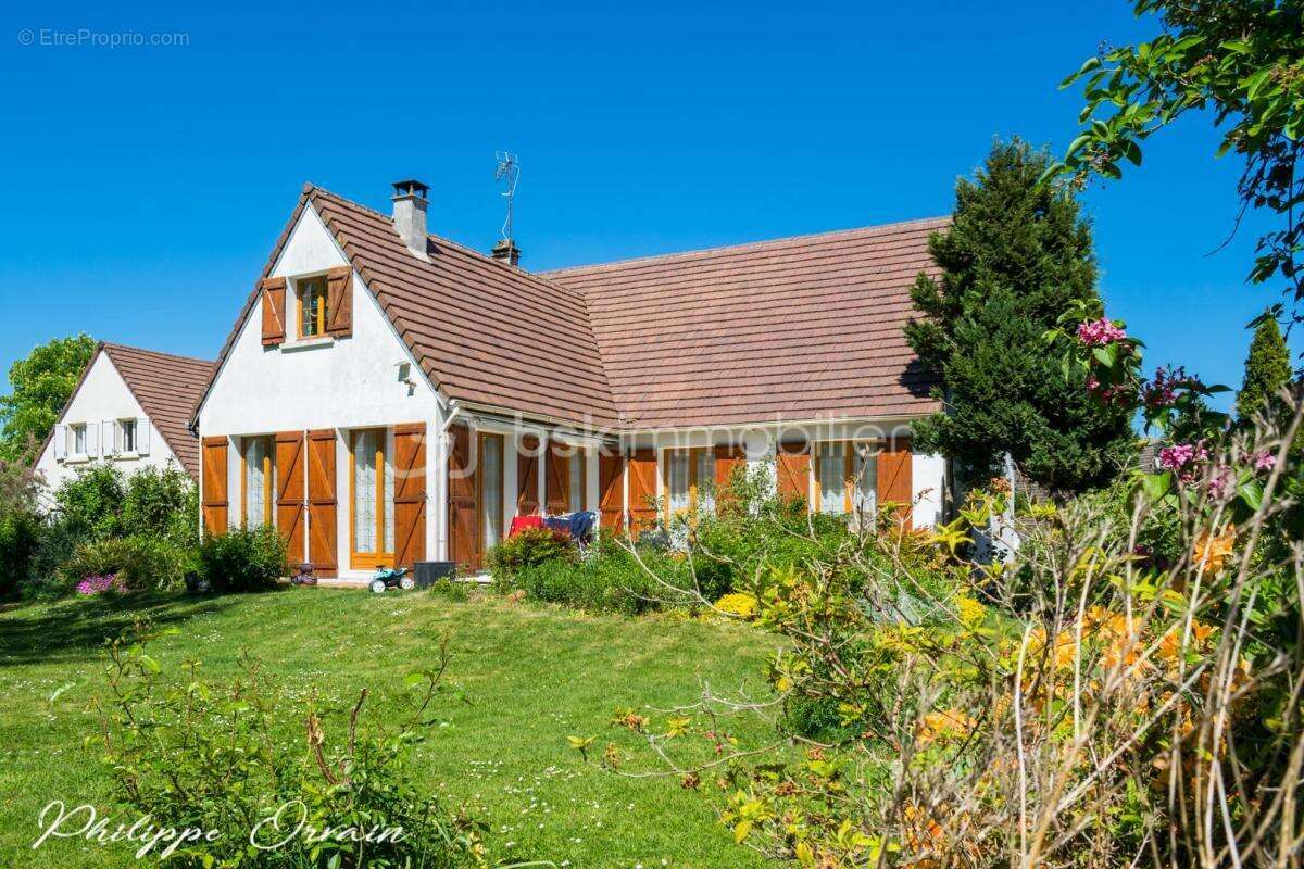 Maison à PLAILLY