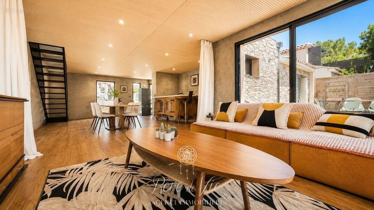 Maison moderne de 2023 sur les hauteurs du lavandou avec piscine - photo 6