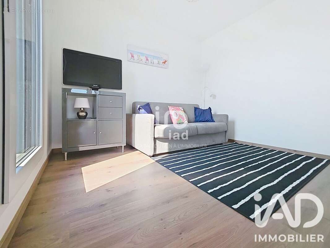 Appartement 64 m² à La Rochelle  - photo 4