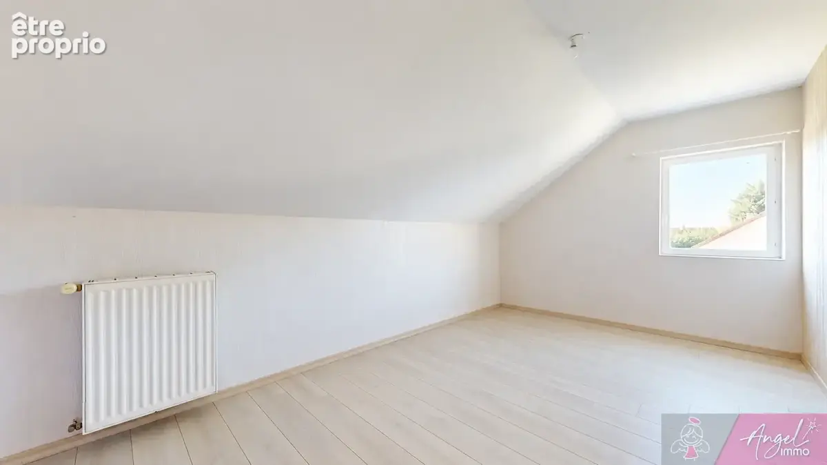 Maison familiale 4 chambres avec grand garage   Dampierre - photo 8