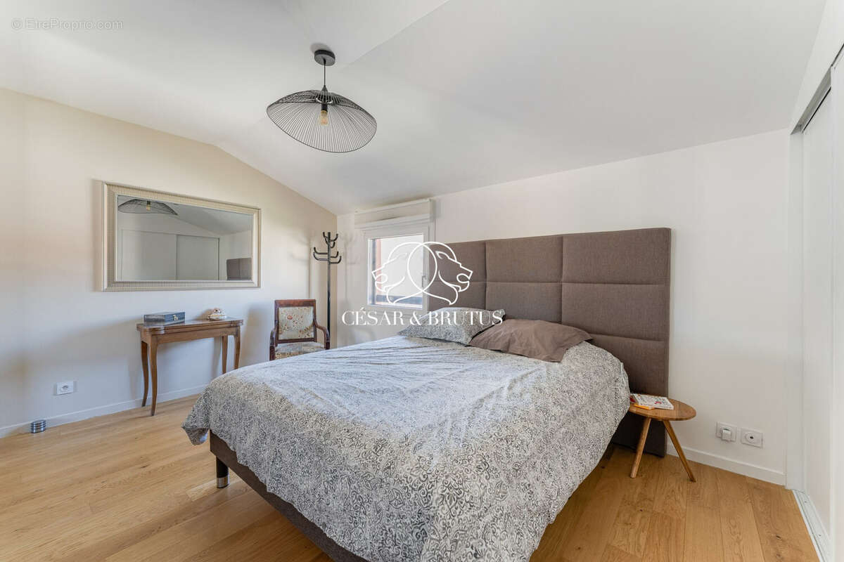 Appartement à LYON-4E