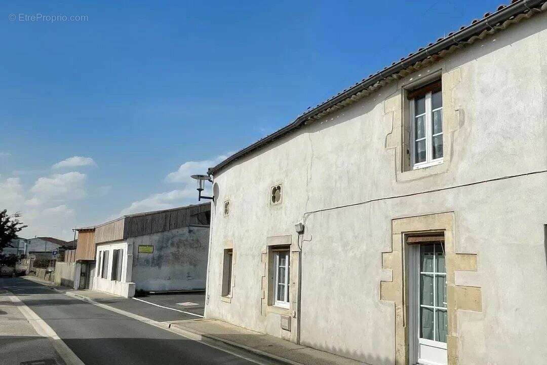 Maison à LA TREMBLADE