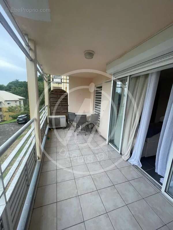 Appartement à PETIT-BOURG