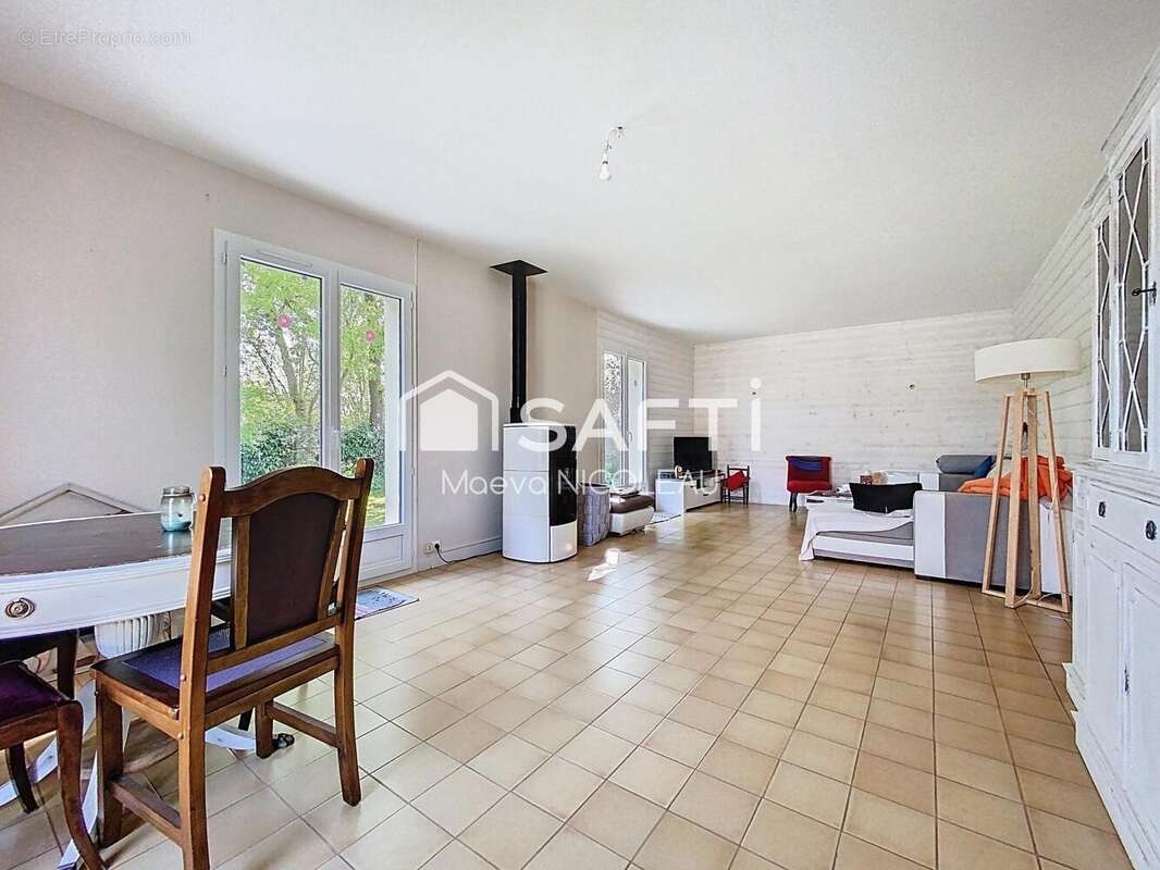 Photo 5 - Maison à SURGERES