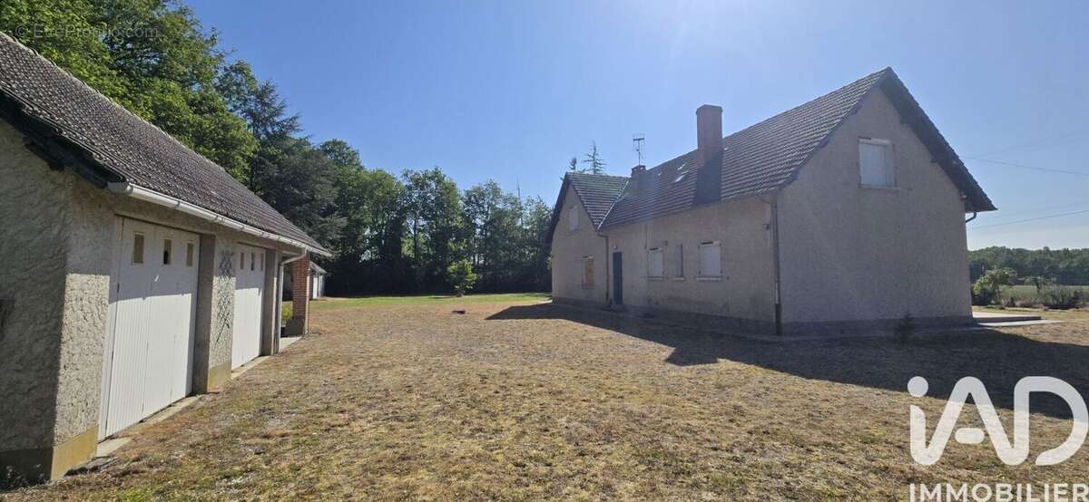 Maison 200 m² à La Marolle-En-Sologne  - photo 6
