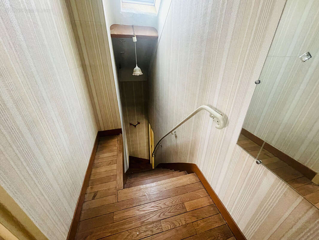 Maison à SARTROUVILLE