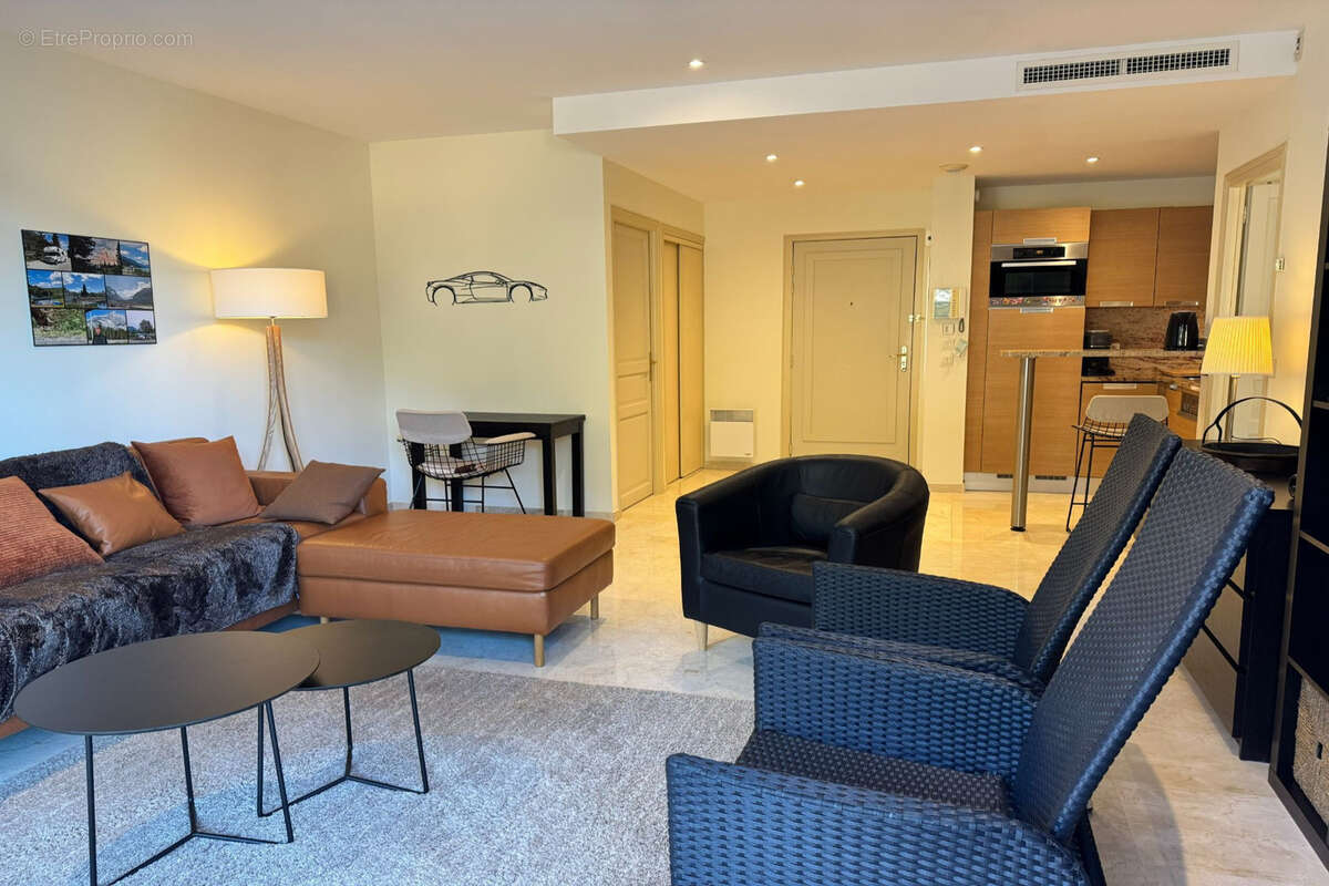 Appartement à THEOULE-SUR-MER