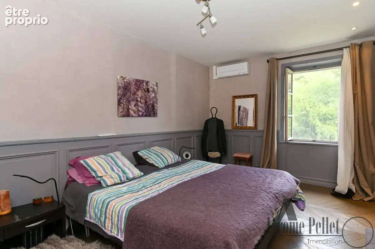 Exclusivité   bien d’exception au cœur du vieux ternay - photo 16