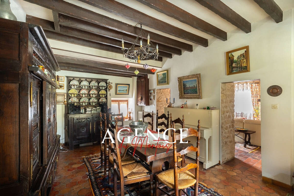 Maison à DONNEMARIE-DONTILLY