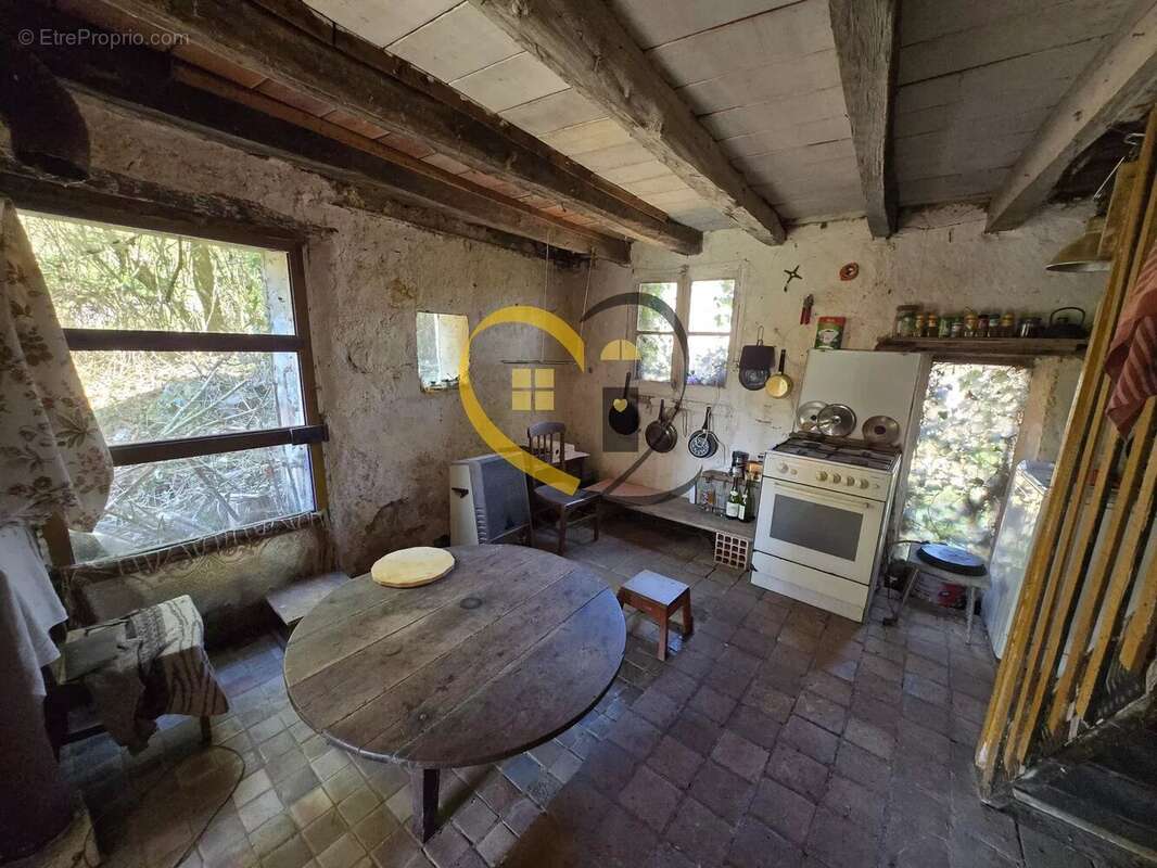 Maison à NEUVY-DEUX-CLOCHERS