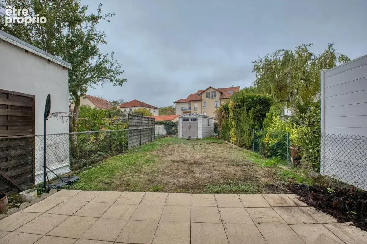 Maison de 5 pièces de 90 m² à Metz - photo 24