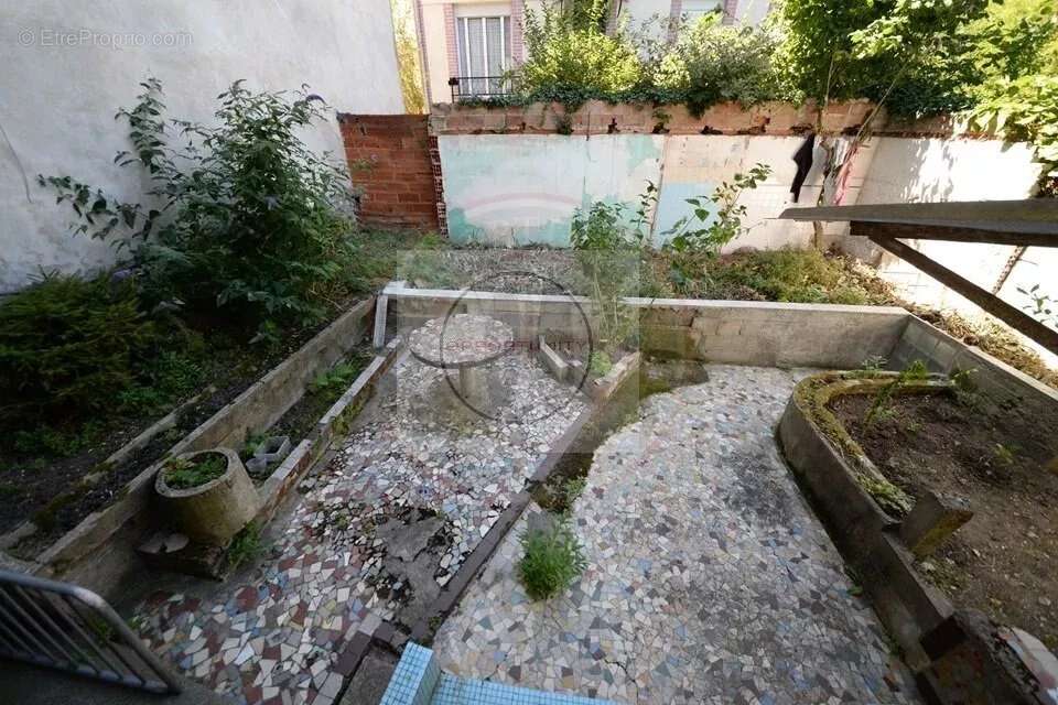 Appartement à FONTENAY-SOUS-BOIS