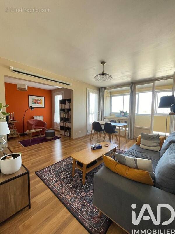 Photo 1 - Appartement à COMPIEGNE