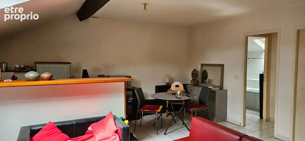 Appartement  T 2 Mansardé avec parking privatif 41 m2 - photo 3