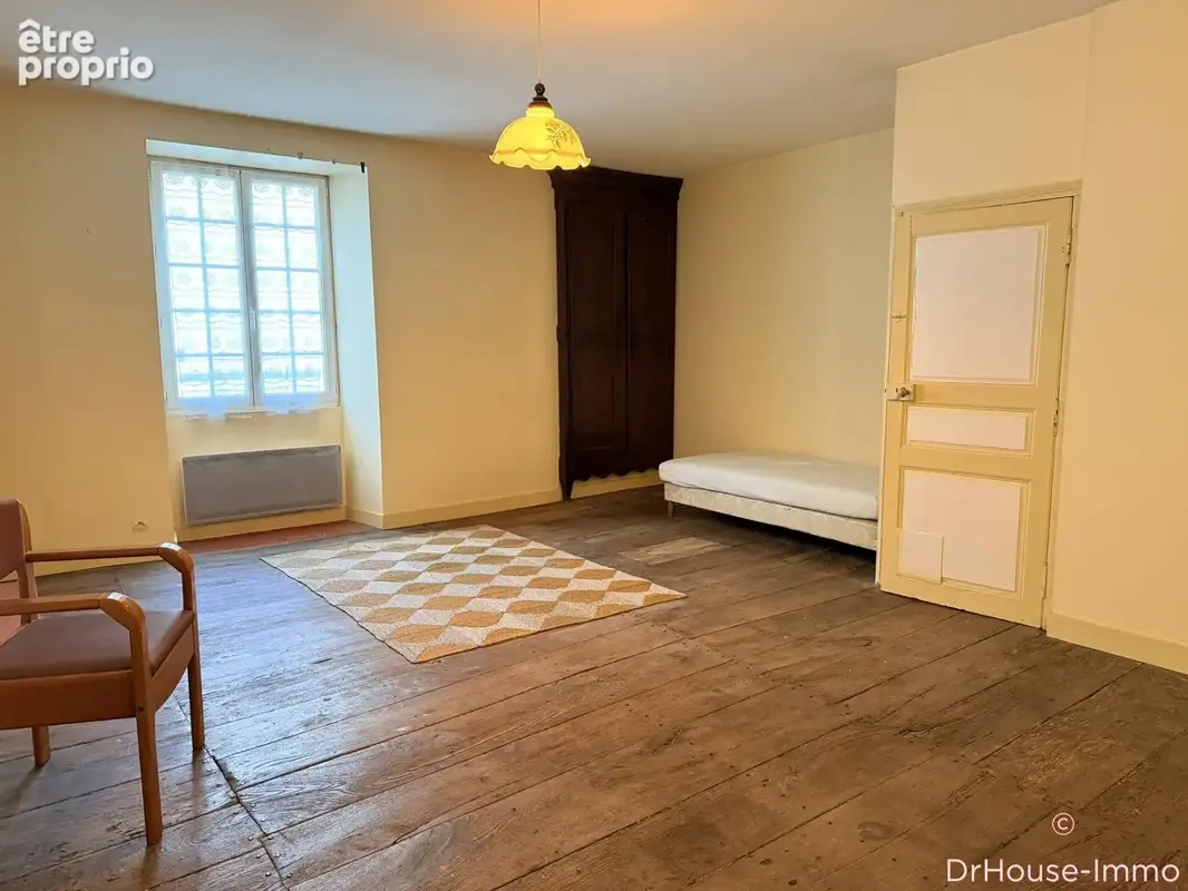 Maison 3 pièces 73 m² à vendre à Saint-Claud (16450) - photo 7