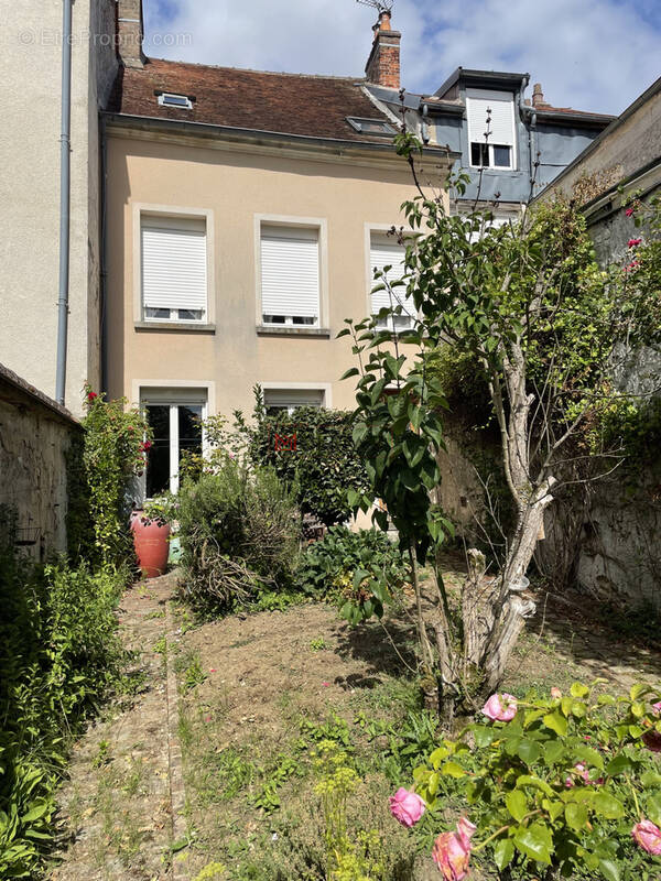 Maison à LA FERTE-GAUCHER