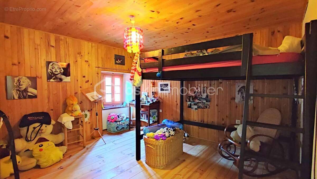 Appartement à CEILHES-ET-ROCOZELS