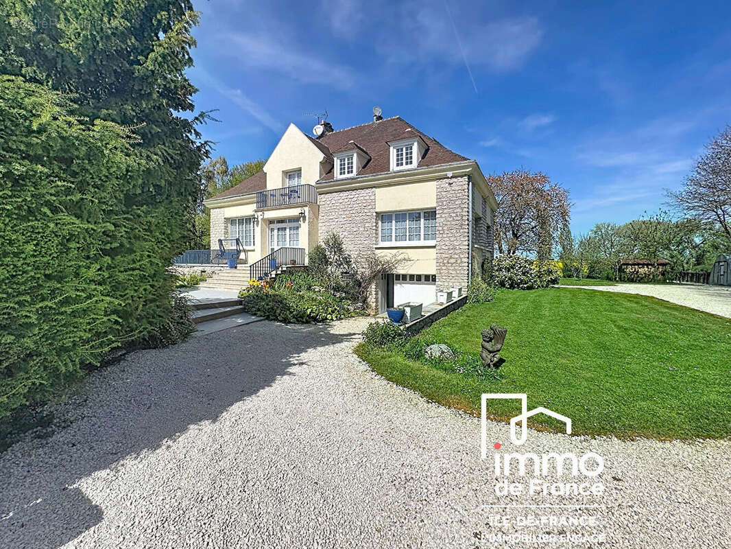 Maison à RAMBOUILLET