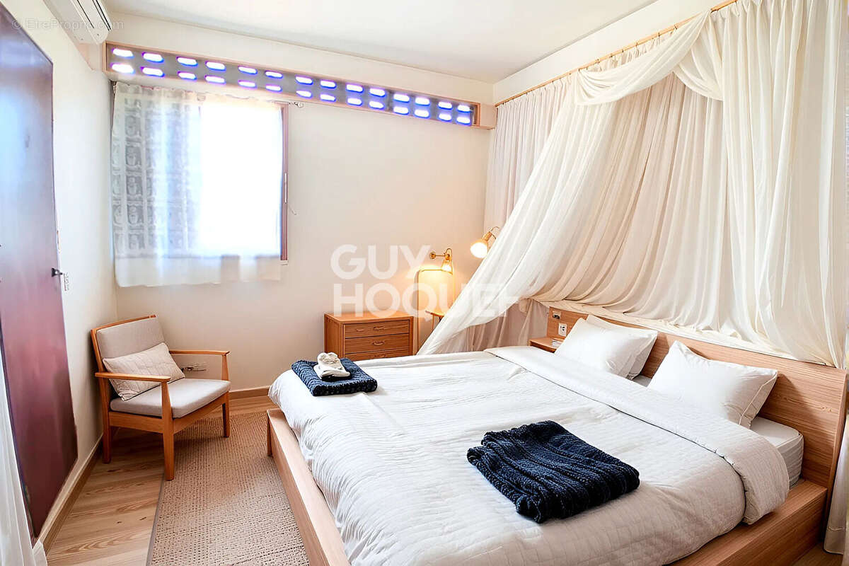 Maison à REMIRE-MONTJOLY