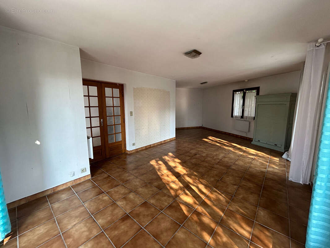 Maison à L'HAY-LES-ROSES