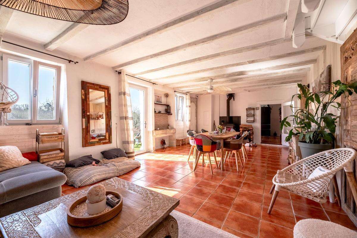 Maison à VILLAMBLARD