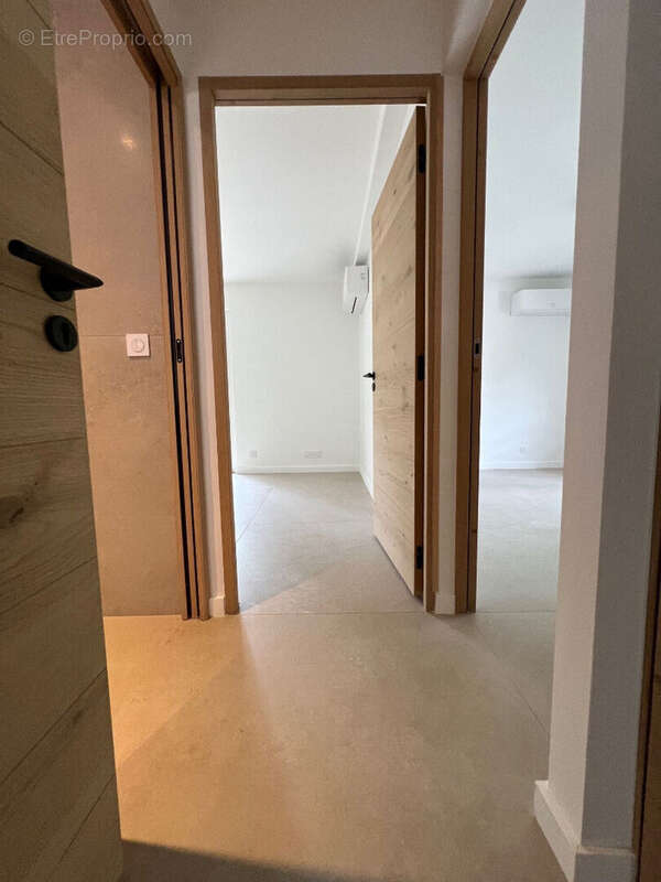 Appartement à HYERES