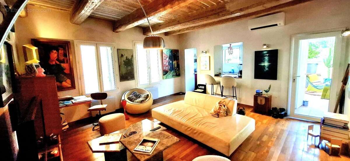 Appartement à SANARY-SUR-MER