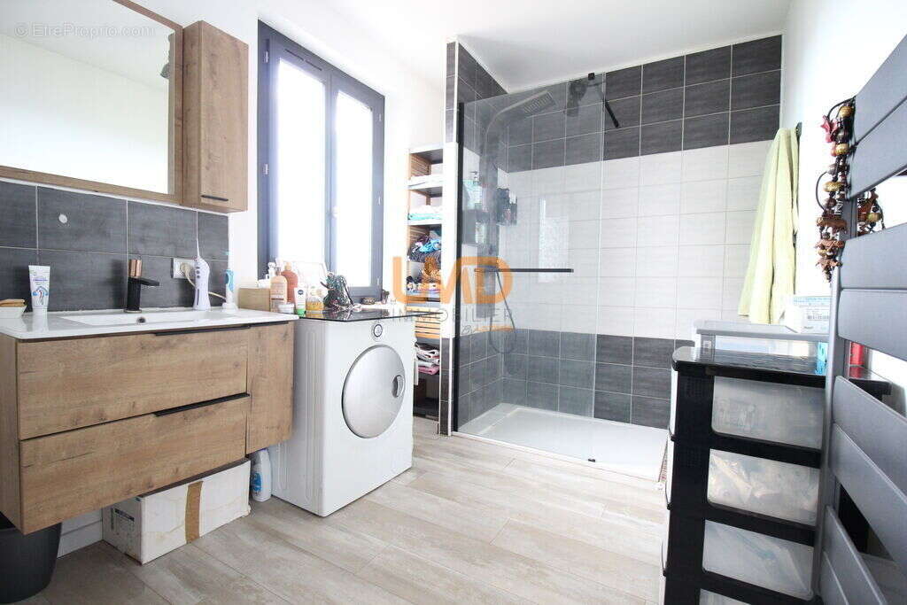 Ensemble immobilier à fort potentiel avec loft + commerce - photo 7