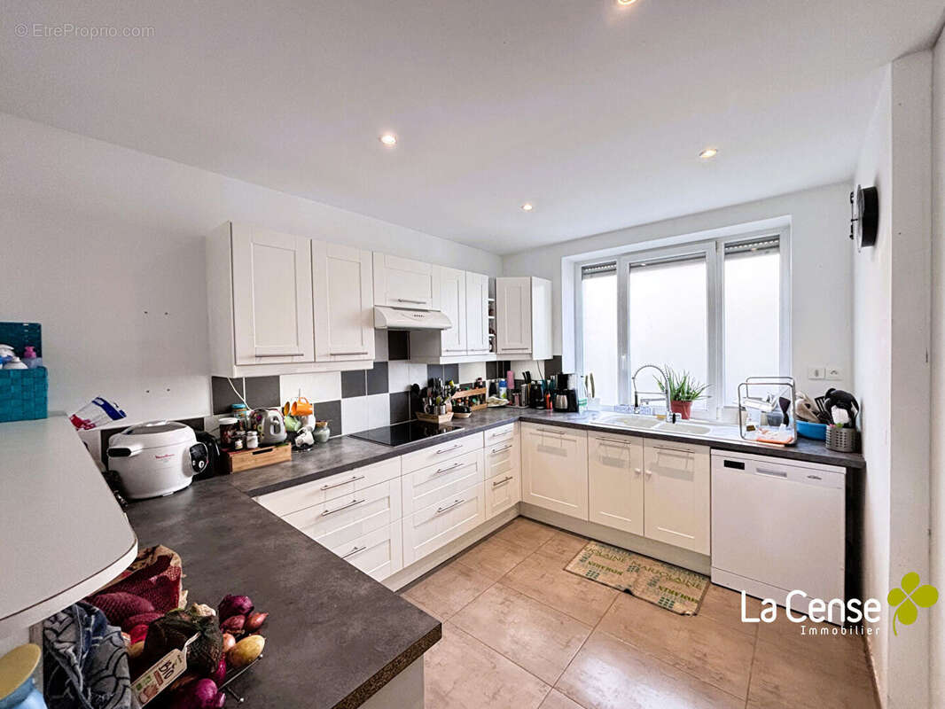 Maison à LYS-LEZ-LANNOY