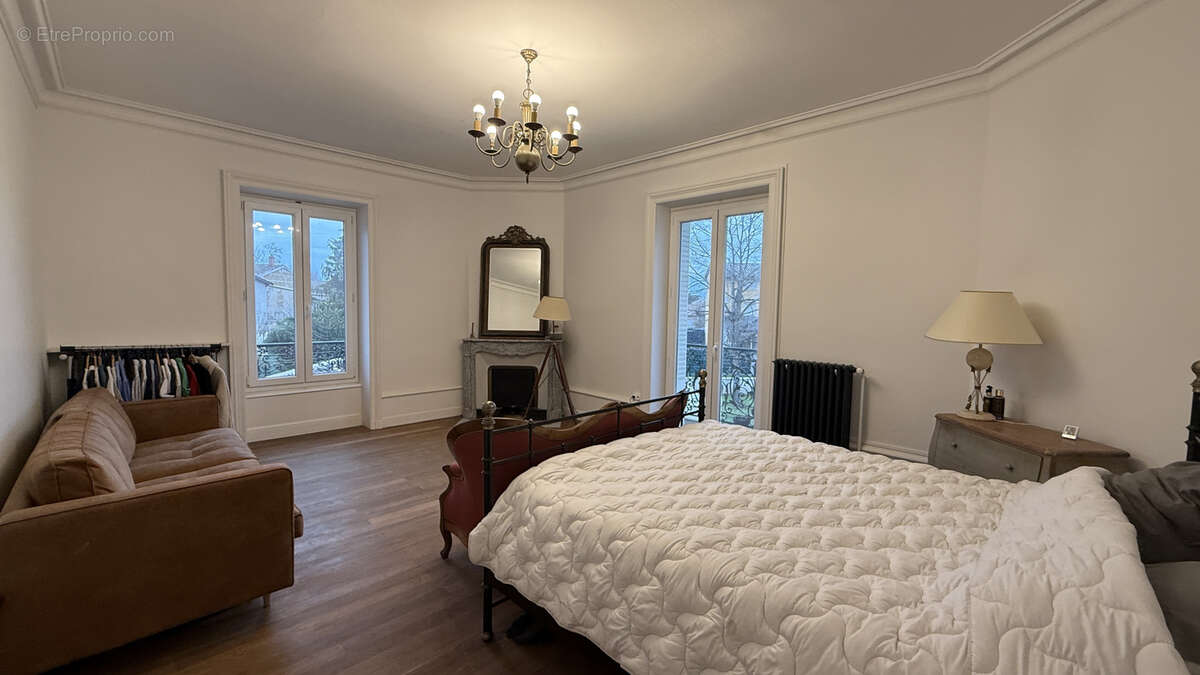 Maison à SAINT-DIDIER-SUR-CHALARONNE