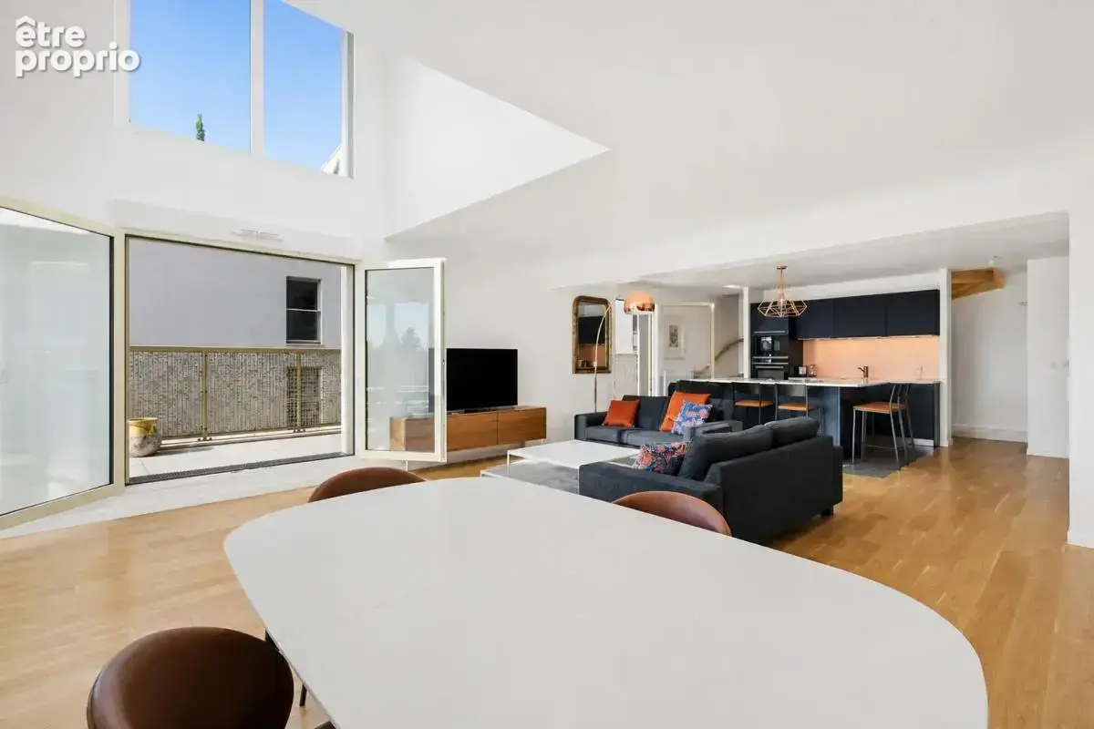 Duplex 5 pièces de 102 m² habitable et 102m² d'extérieur (balcon, terrasse et roof top) à Enghien-les-Bains - photo 4