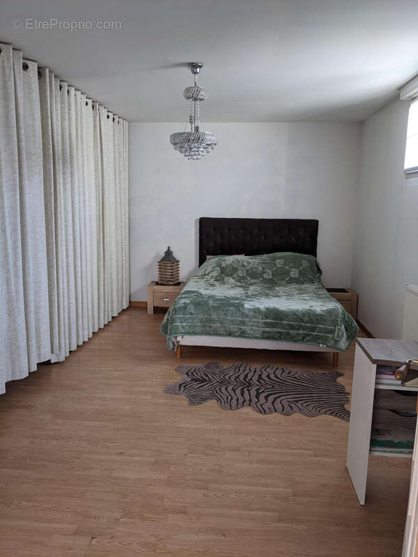 Maison à SAINT-QUENTIN