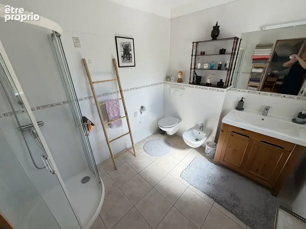 SALLE DEAU PRIVATIVE
