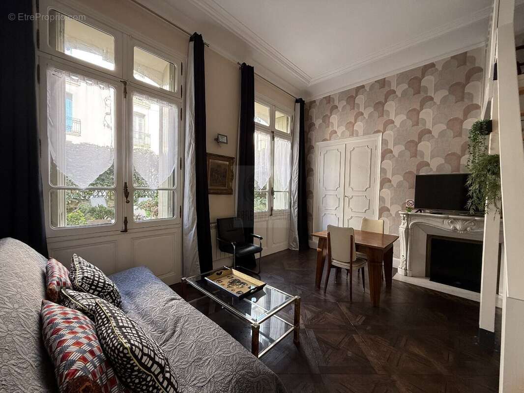 Appartement à BEZIERS