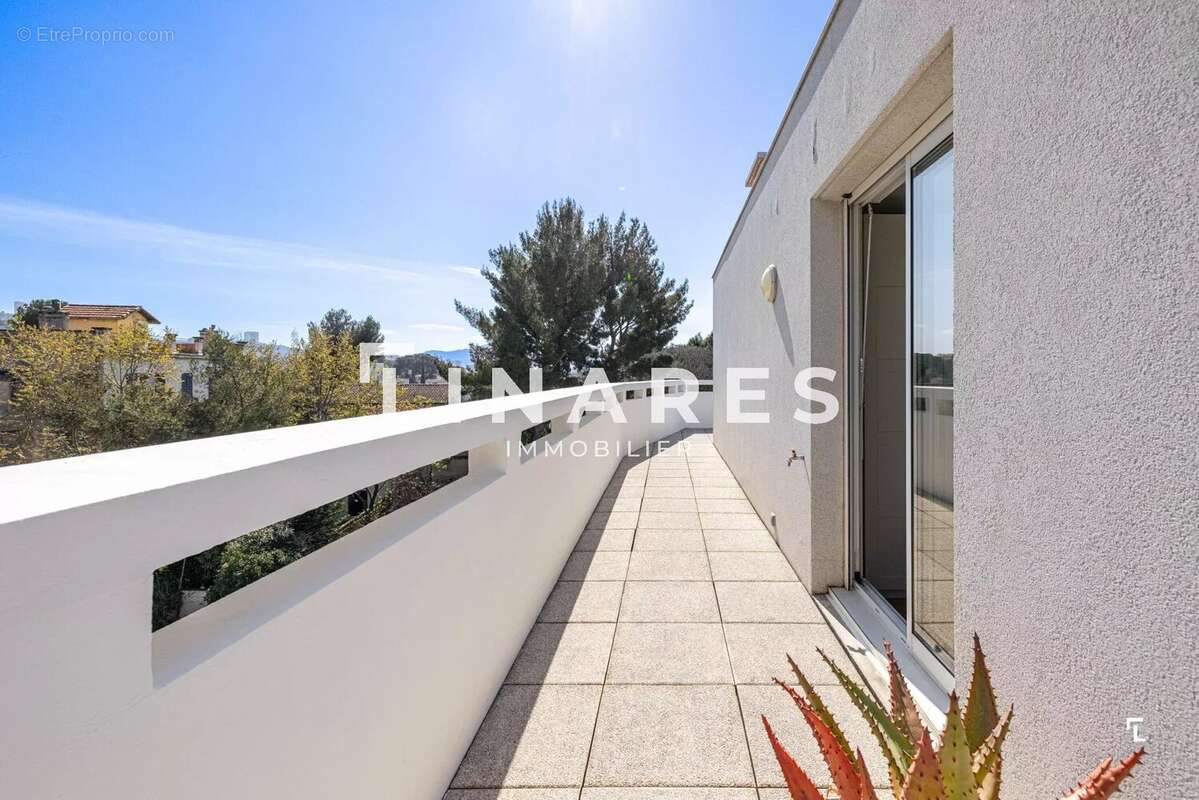 Appartement à MARSEILLE-9E