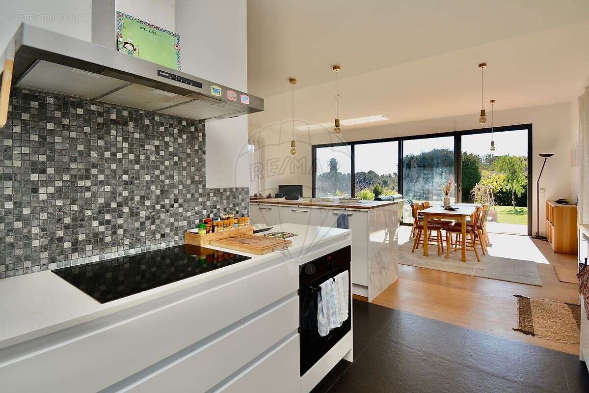 Maison à CAGNES-SUR-MER