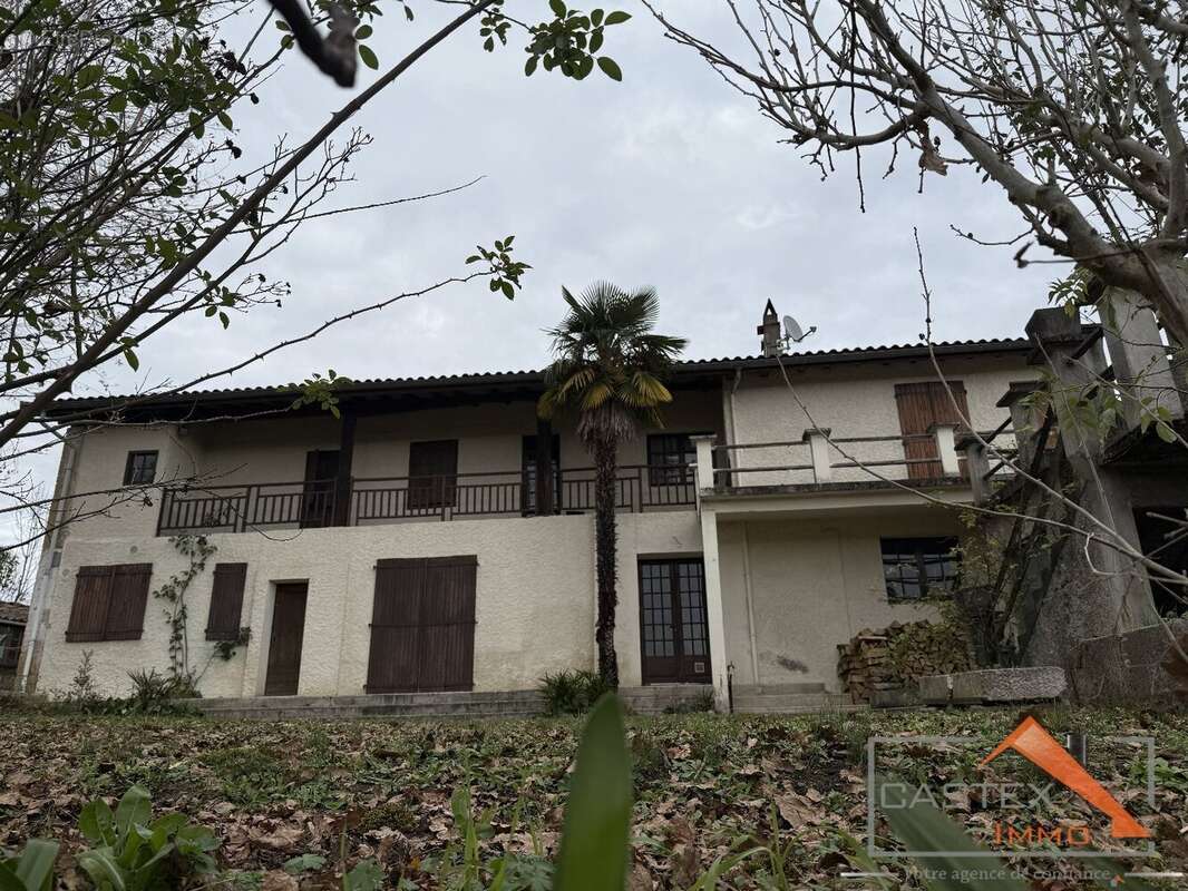 Maison à SALIES-DU-SALAT