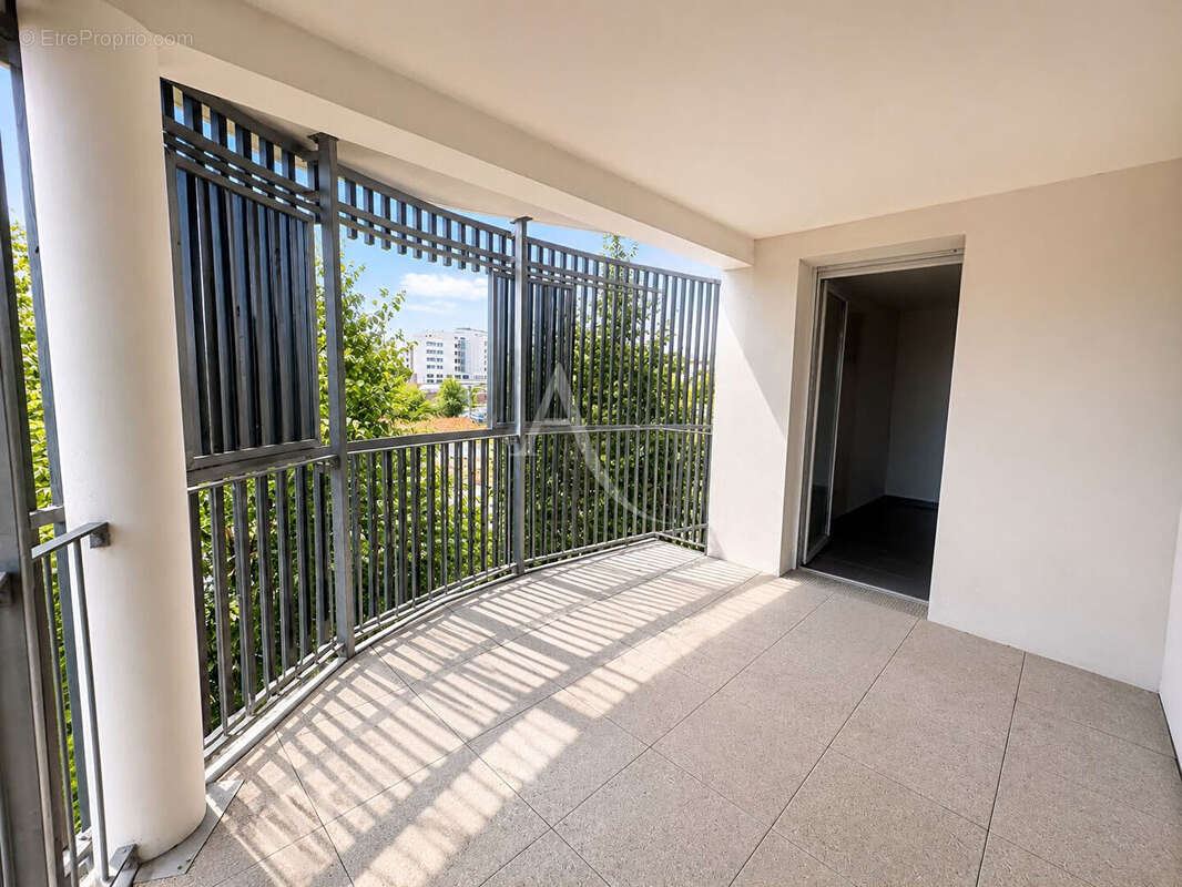 31300 TOULOUSE : Appartement T3 65m² + 2 terrasses + parking en sous-sol - photo 5