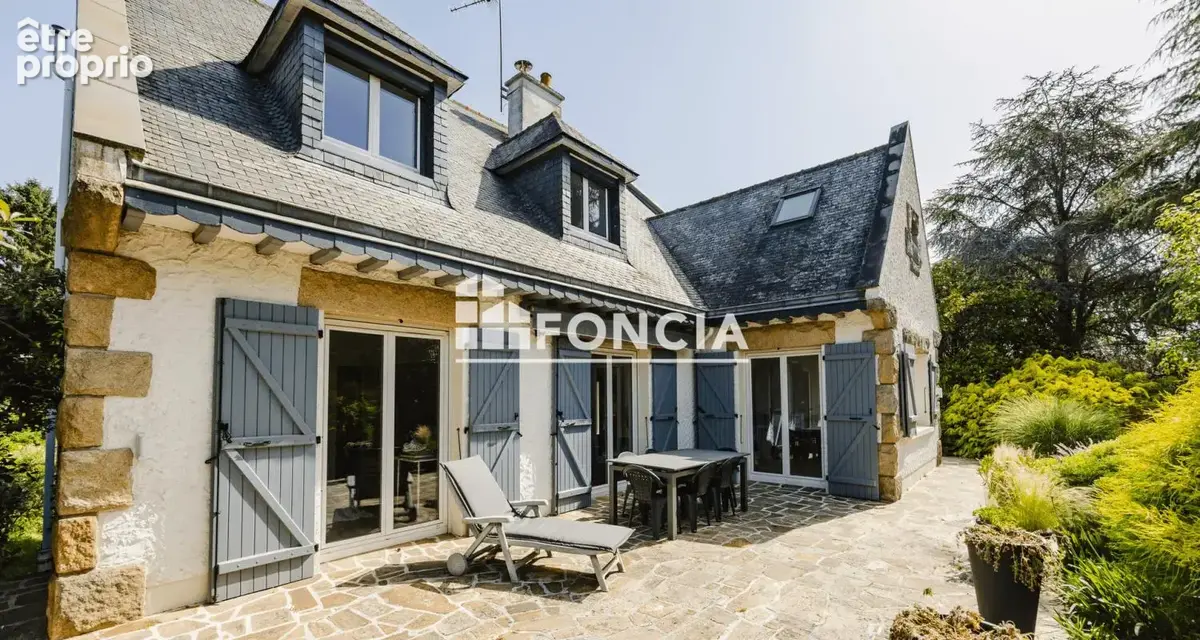 Maison 215m2 - St Jacques de la Lande - En Campagne - Terrain fleuri et arboré - photo 10