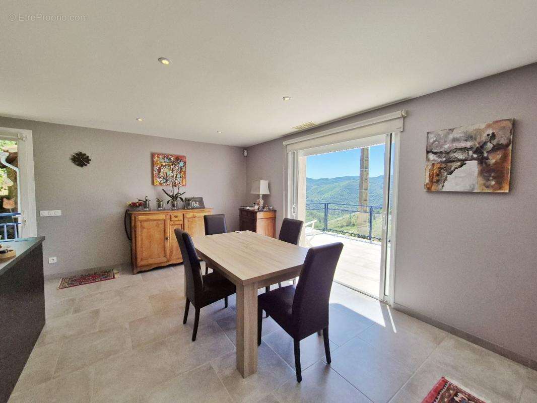 Maison à SAINT-VINCENT-D'OLARGUES