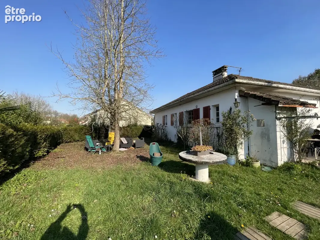 Maison à OUSSE