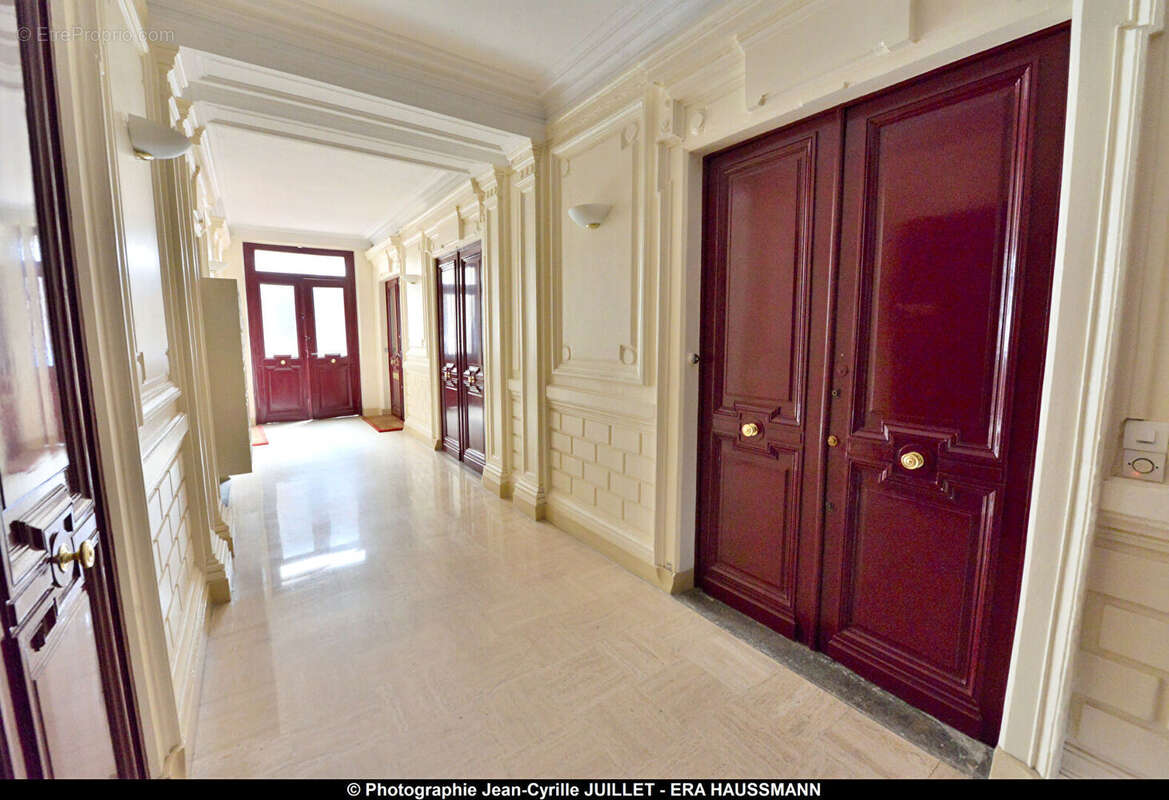 Appartement + cave (+ chambre de service en option). - photo 11